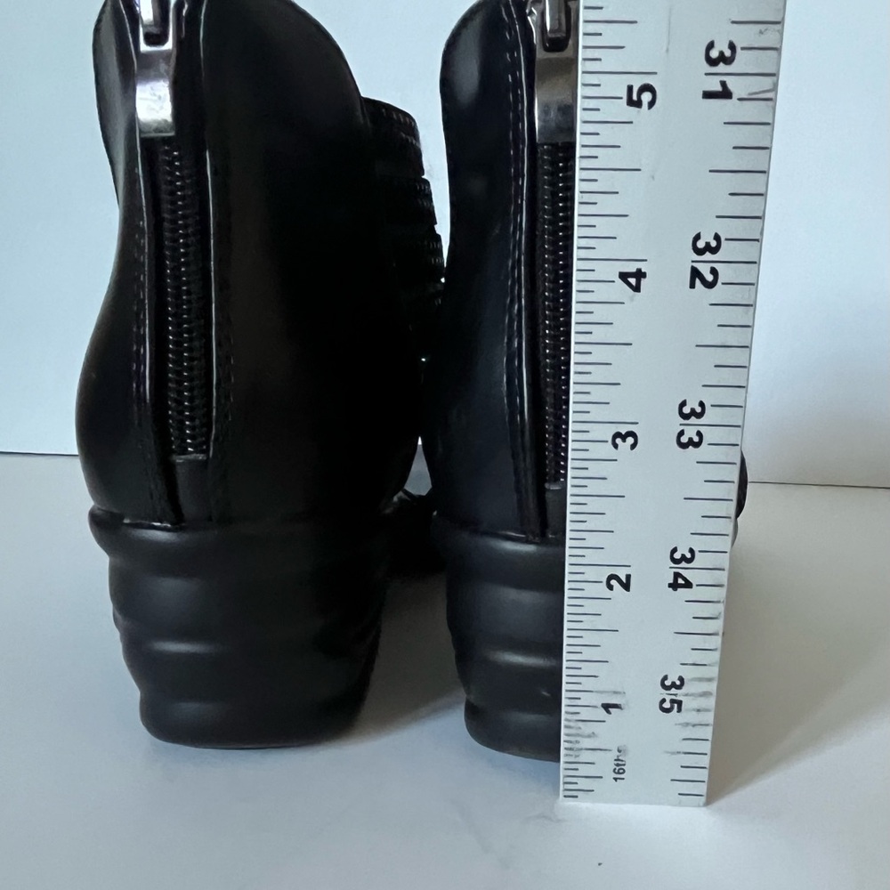 Black Laser Cut Platform Wedge Zipper Back Lightweight Sandals Boho Women Size 7 - Picture 7 of 7